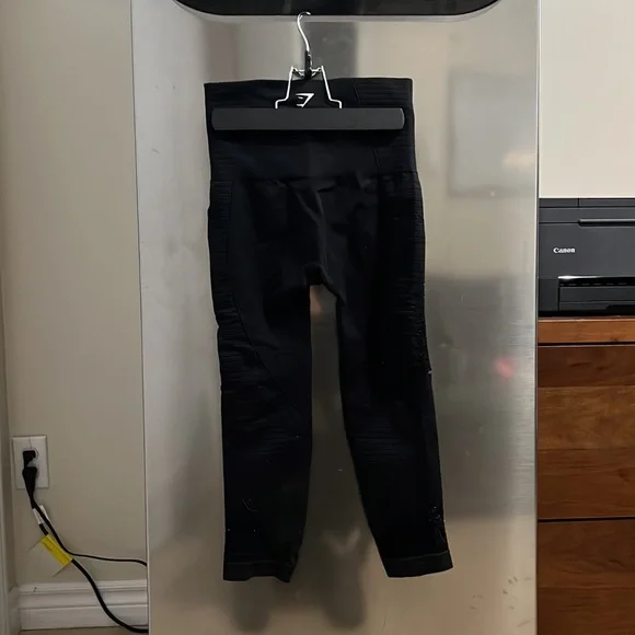 Gym shark - Picture 2 of 2